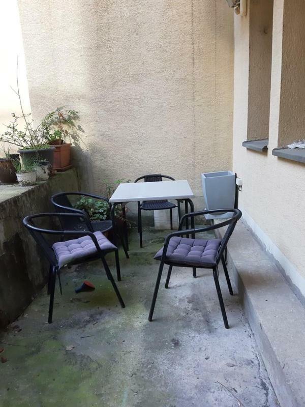 Pleasant Apartment Under The Bratislava Castle Exteriör bild